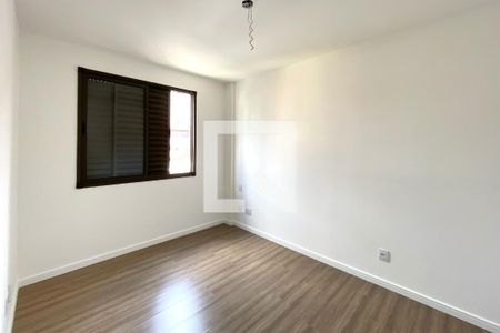 Suite 1 de apartamento à venda com 3 quartos, 135m² em Sagrada Família, Belo Horizonte