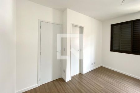 Suite 1 de apartamento à venda com 3 quartos, 135m² em Sagrada Família, Belo Horizonte