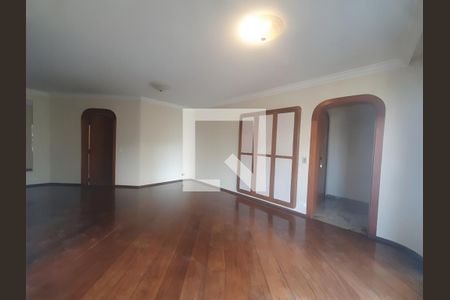 Apartamento para alugar com 3 quartos, 117m² em Moema, São Paulo