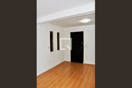 Sala de casa à venda com 3 quartos, 133m² em Vila Cruz das Almas, São Paulo