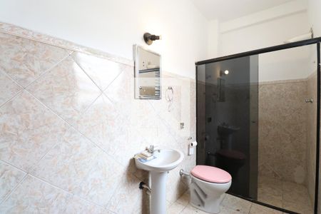 Banheiro de apartamento para alugar com 1 quarto, 50m² em Barra Funda, São Paulo