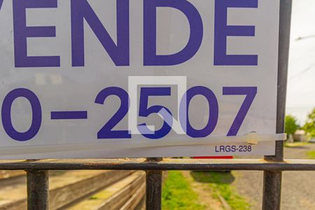 Placa de casa de condomínio à venda com 2 quartos, 42m² em Mato Grande, Canoas
