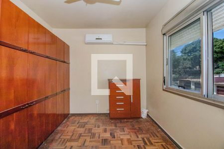 Quarto 2 de casa à venda com 2 quartos, 300m² em Jardim Sabará, Porto Alegre