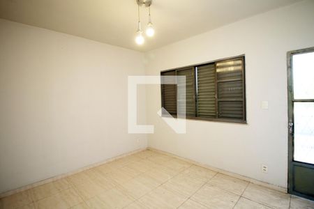 Quarto 1 de casa para alugar com 2 quartos, 95m² em Brás de Pina, Rio de Janeiro