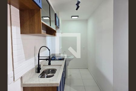 Sala/Cozinha de apartamento à venda com 2 quartos, 36m² em Vila Flora, Guarulhos
