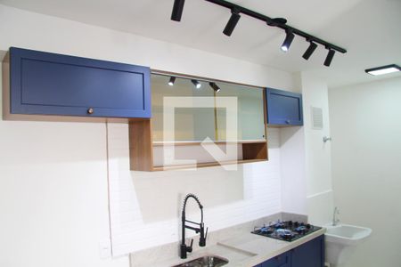 Sala/Cozinha de apartamento à venda com 2 quartos, 36m² em Vila Flora, Guarulhos