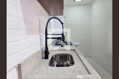 Sala/Cozinha de apartamento à venda com 2 quartos, 36m² em Vila Flora, Guarulhos