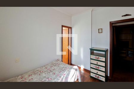 Quarto de apartamento à venda com 3 quartos, 78m² em Santa Efigênia, Belo Horizonte