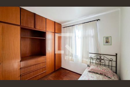 Quarto de apartamento à venda com 3 quartos, 78m² em Santa Efigênia, Belo Horizonte