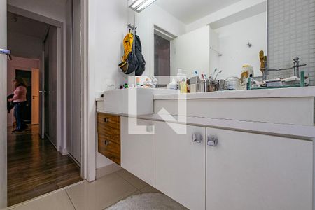 Suíte - Banheiro de apartamento à venda com 3 quartos, 169m² em Cerqueira César, São Paulo