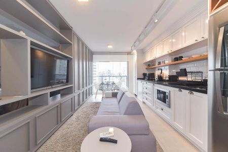Sala/Cozinha de apartamento à venda com 1 quarto, 40m² em Santo Amaro, São Paulo