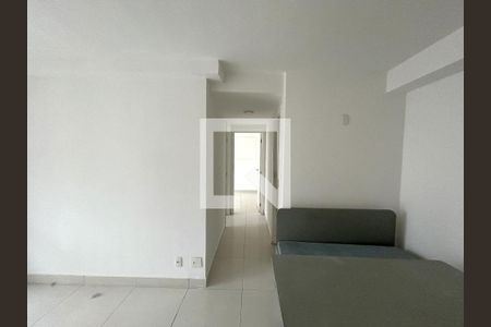 Corredor de apartamento para alugar com 2 quartos, 53m² em Cachambi, Rio de Janeiro