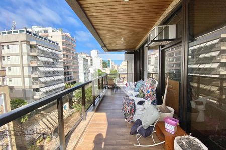 Varanda  de apartamento para alugar com 4 quartos, 185m² em Ipanema, Rio de Janeiro