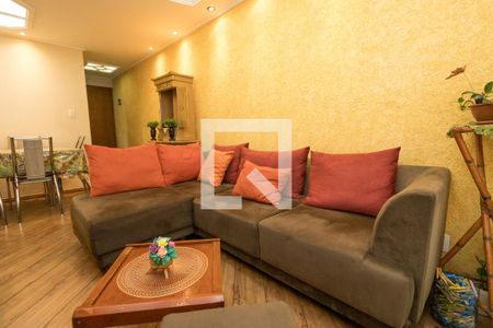 Sala de apartamento à venda com 3 quartos, 64m² em Vila Ivone, São Paulo