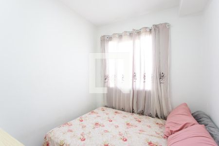 Quarto 1  de apartamento à venda com 2 quartos, 33m² em Vila Carmosina, São Paulo