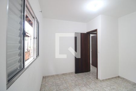 Quarto 1 de casa para alugar com 3 quartos, 100m² em Vila Campo Grande, São Paulo