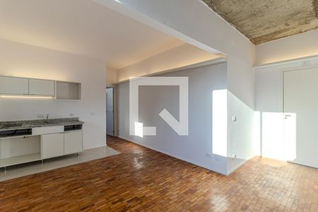 Sala/Cozinha de apartamento para alugar com 1 quarto, 40m² em República, São Paulo