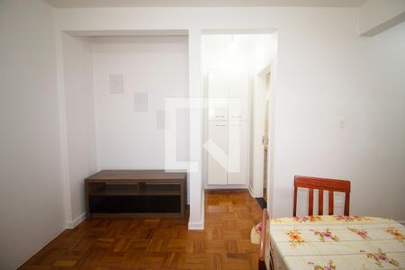 Sala de apartamento para alugar com 1 quarto, 40m² em Pinheiros, São Paulo