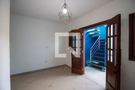 Sala de casa à venda com 2 quartos, 100m² em Jardim das Vertentes, São Paulo