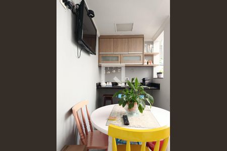Casa à venda com 3 quartos, 130m² em Vila Madalena, São Paulo