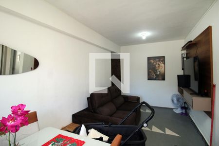 Sala de apartamento à venda com 2 quartos, 50m² em Olaria, Rio de Janeiro