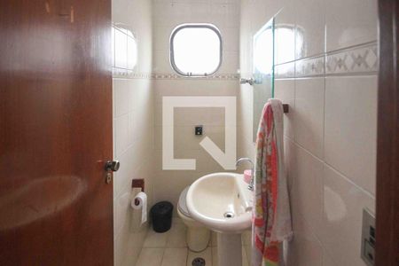 Lavabo de casa à venda com 3 quartos, 250m² em Jardim Vila Formosa, São Paulo