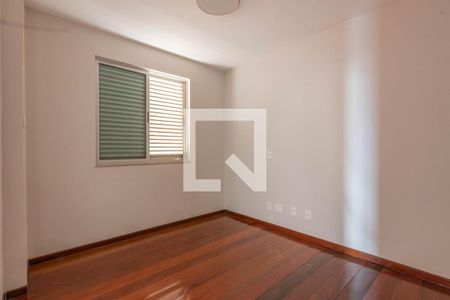 Quarto 2 de apartamento à venda com 4 quartos, 162m² em Vale do Sereno, Nova Lima