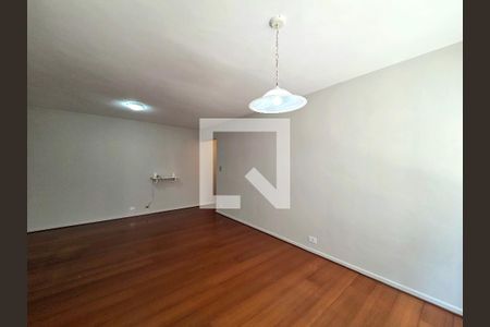Sala de apartamento para alugar com 3 quartos, 84m² em Vila Olímpia, São Paulo