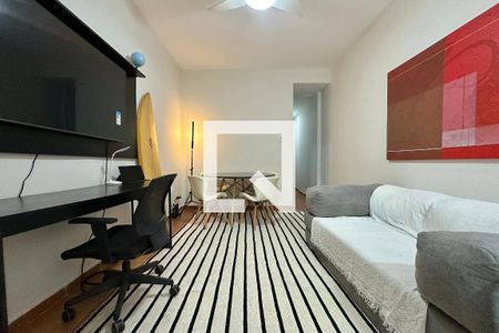 Apartamento à venda com 2 quartos, 50m² em Leme, Rio de Janeiro