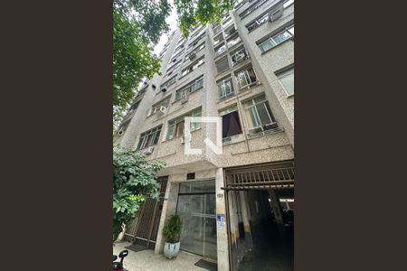 Apartamento para alugar com 2 quartos, 50m² em Leme, Rio de Janeiro