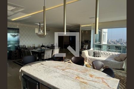 Apartamento à venda com 3 quartos, 218m² em Vila Regente Feijó, São Paulo