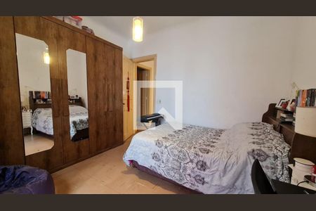 Casa à venda com 4 quartos, 242m² em Liberdade, São Paulo