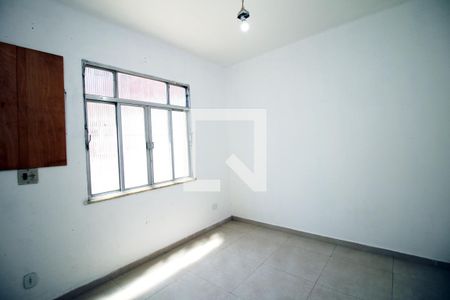 Quarto 1 de casa à venda com 2 quartos, 70m² em Brás de Pina, Rio de Janeiro