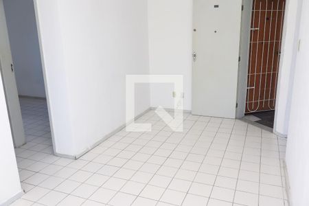 Sala de apartamento para alugar com 2 quartos, 50m² em Jardim das Margaridas, Salvador