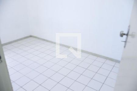 Quarto 1 de apartamento para alugar com 2 quartos, 50m² em Jardim das Margaridas, Salvador