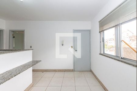 Sala de apartamento para alugar com 1 quarto, 24m² em Caiçaras, Belo Horizonte