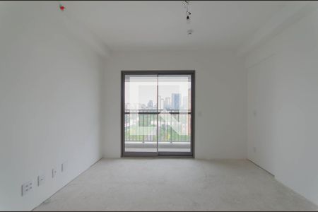 Sala/Quarto de kitnet/studio à venda com 1 quarto, 28m² em Jardim Aurelia, São Paulo