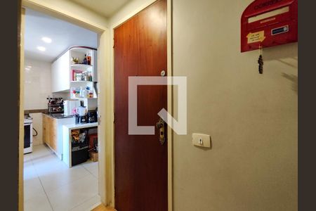 Entrada de apartamento à venda com 3 quartos, 75m² em Tijuca, Rio de Janeiro