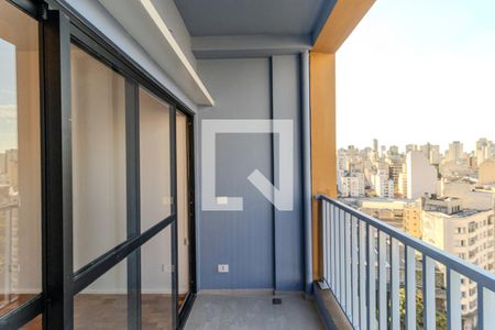 Varanda de kitnet/studio para alugar com 1 quarto, 33m² em República, São Paulo