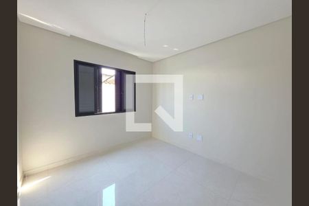 Casa à venda com 3 quartos, 100m² em Vila Frugoli, São Paulo