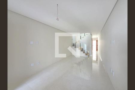 Casa à venda com 3 quartos, 100m² em Vila Frugoli, São Paulo