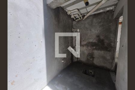 Casa à venda com 3 quartos, 100m² em Vila Nhocuné, São Paulo