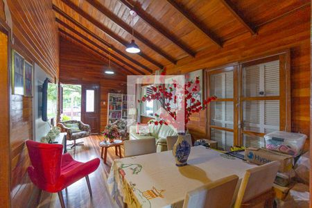 Sala de casa à venda com 2 quartos, 100m² em Niterói, Canoas