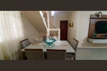 Sala de casa à venda com 3 quartos, 130m² em Jardim das Flores, Osasco