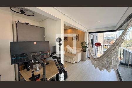 Apartamento à venda com 3 quartos, 94m² em Jardim das Acacias, São Paulo