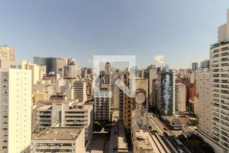 Vista Sala/Cozinha de apartamento para alugar com 1 quarto, 46m² em República, São Paulo