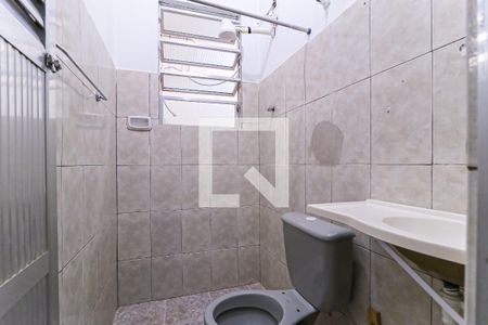 Banheiro Social de casa para alugar com 1 quarto, 40m² em Pilares, Rio de Janeiro