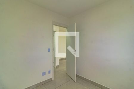 Quarto de apartamento para alugar com 2 quartos, 50m² em Jardim Itacolomi, São Paulo