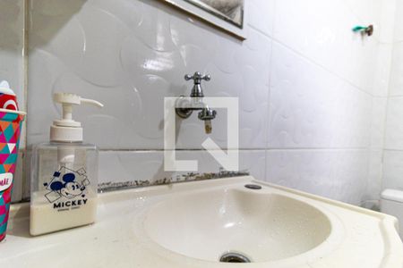 Banheiro de kitnet/studio para alugar com 1 quarto, 38m² em Campos Elíseos, São Paulo