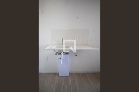 Sala/Cozinha de apartamento para alugar com 2 quartos, 32m² em Vila Plana, São Paulo